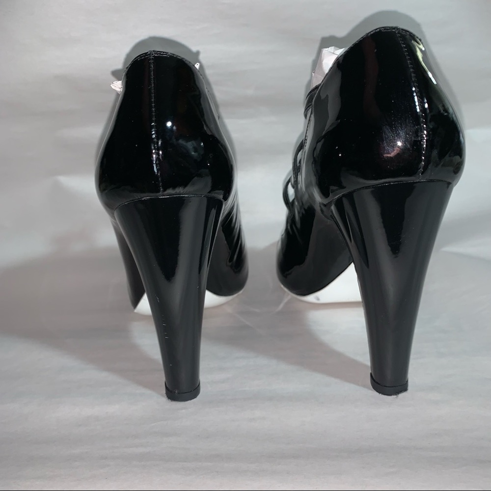 CHANEL size 37 black patent leather PUMPS quilted faux wedge heel - Picture 6 of 13